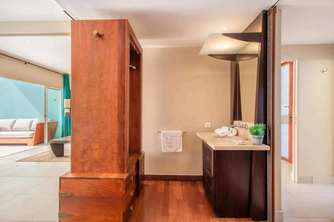 Suites Anagani Le Francois Lodge