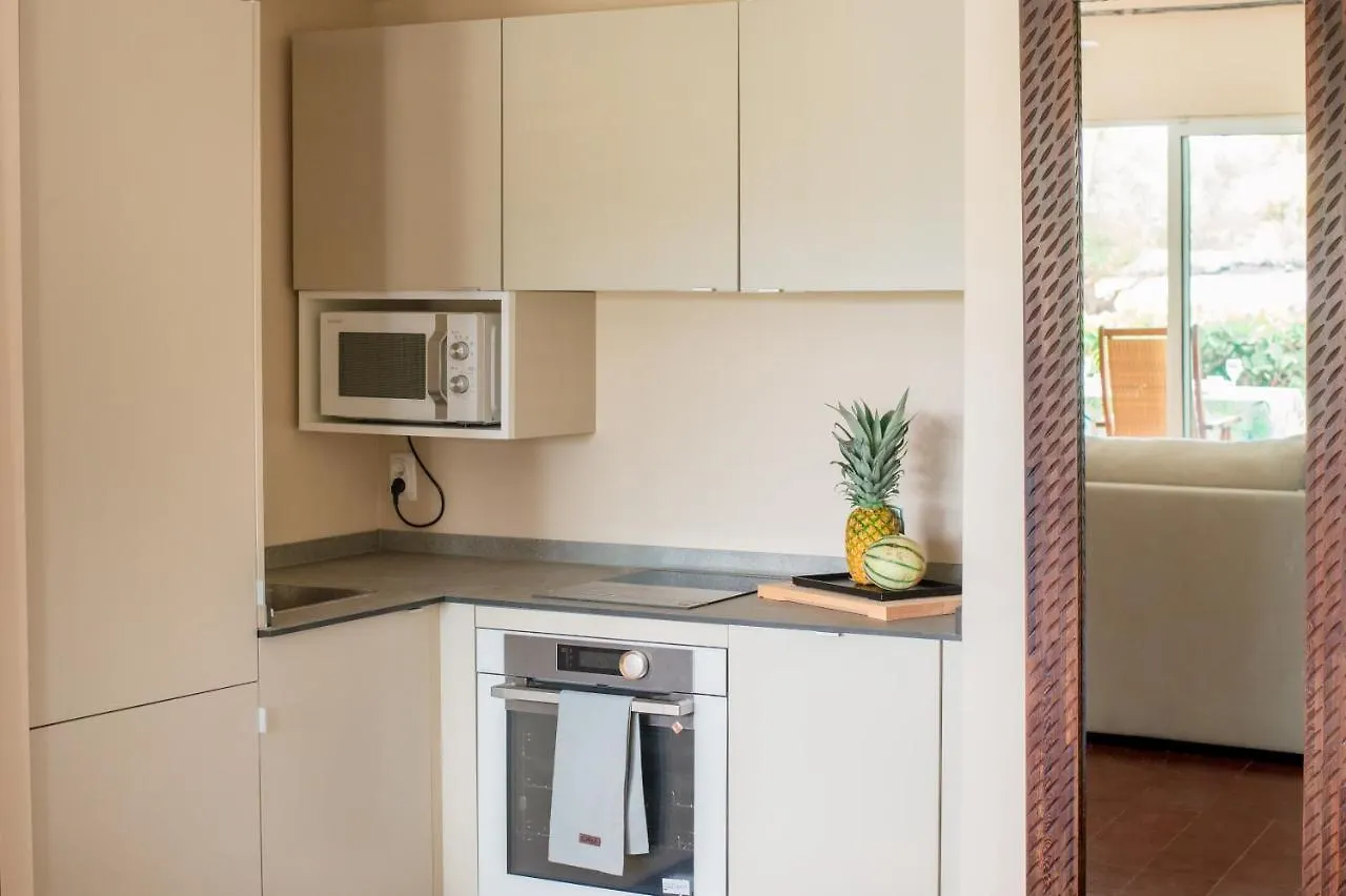 Suites Anagani Le Francois 0*,  Martinique