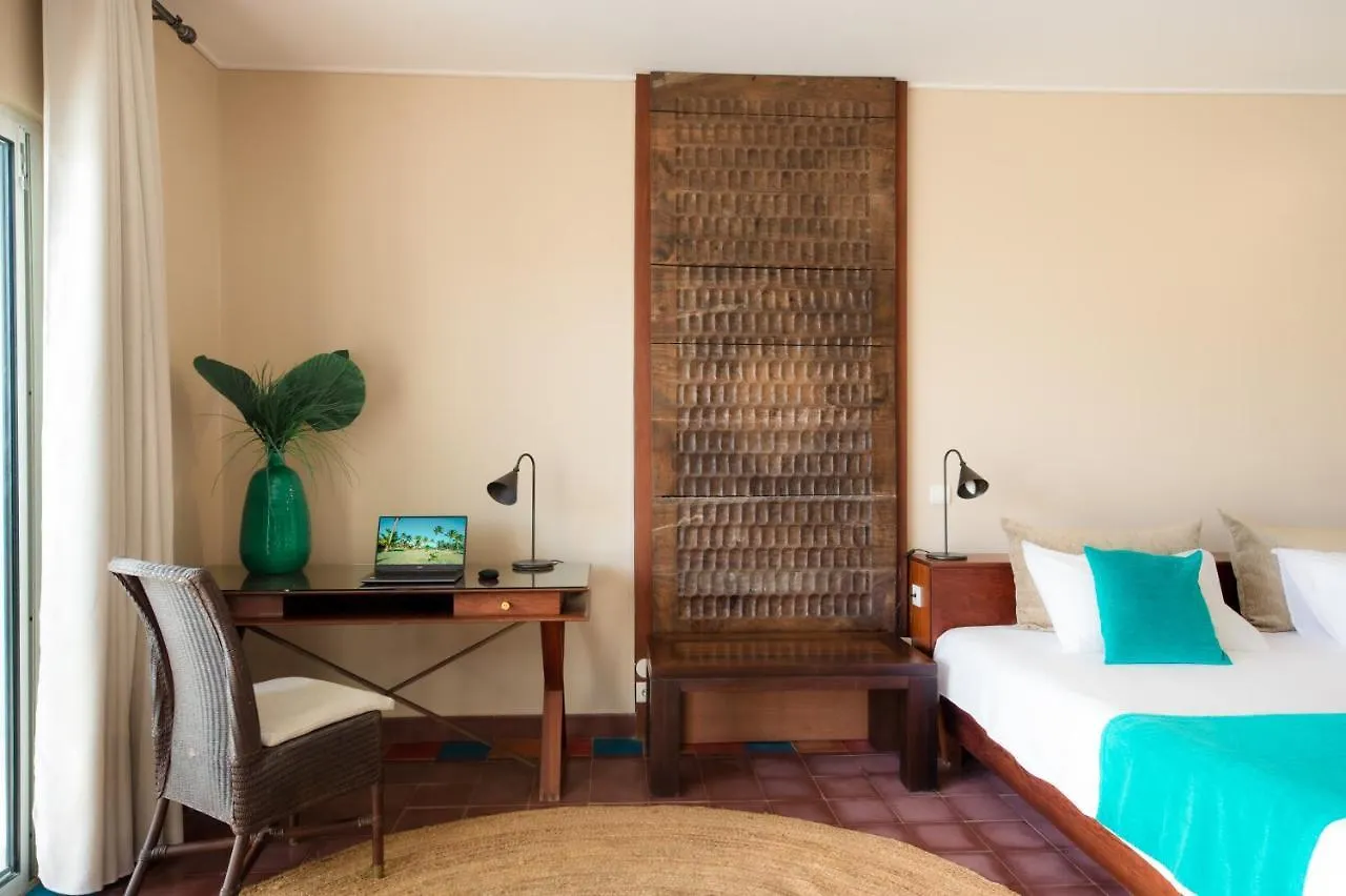 Suites Anagani Le Francois 0*,