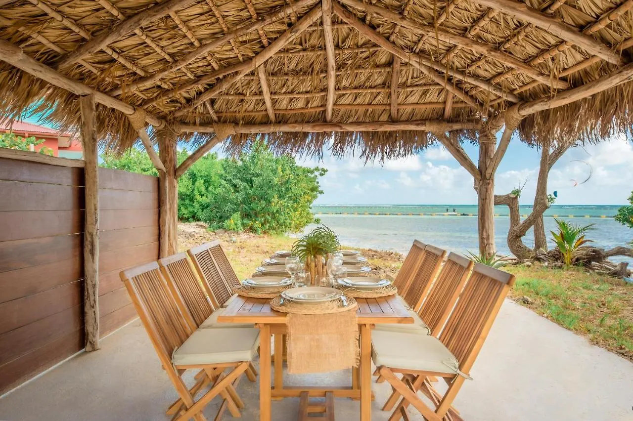 Suites Anagani Le Francois 0*,  Martinique